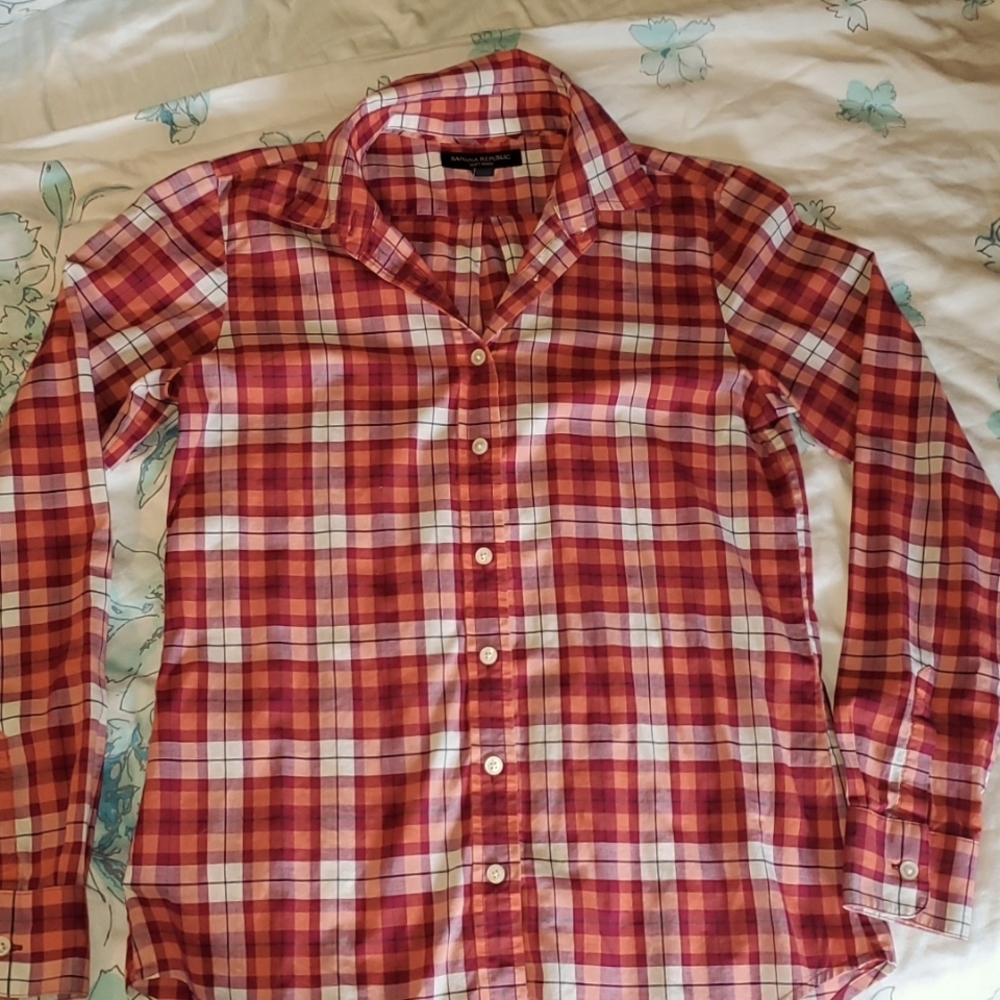 Banana Republic Soft Wash plaid button down shirt XS